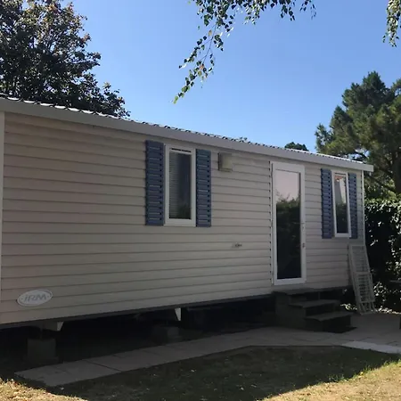 Mobil Avec Terrasse A Saint-jean-de-monts - Api-1-52-1095
