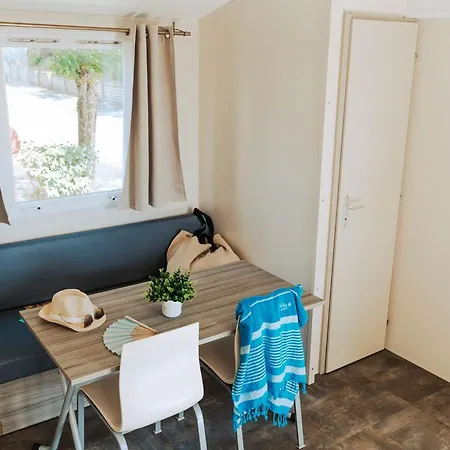 Campingplatz Mobil Avec Terrasse A - Api-1-52-1095