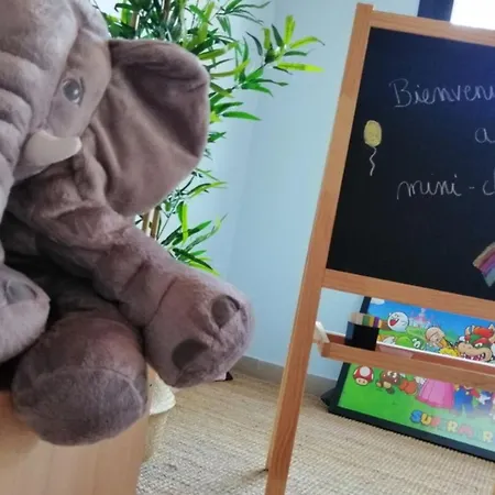 Mobil Avec Terrasse A Saint-jean-de-monts - Api-1-52-1095