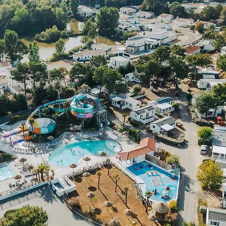 Mobil Avec Terrasse A Saint-jean-de-monts - Api-1-52-1095 * سان جان دي مونت