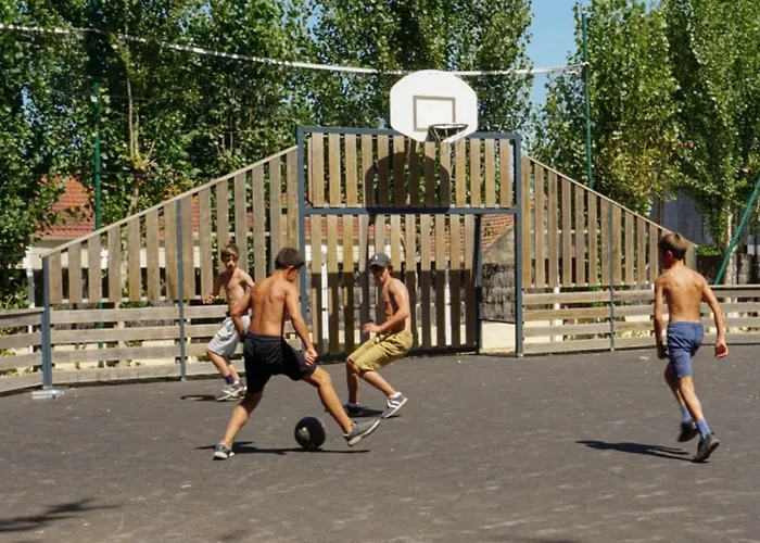 营地 Mobil Avec Terrasse A Saint-jean-de-monts - Api-1-52-1095