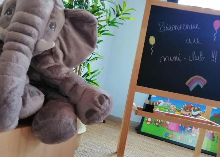 Mobil Avec Terrasse A Saint-jean-de-monts - Api-1-52-1095